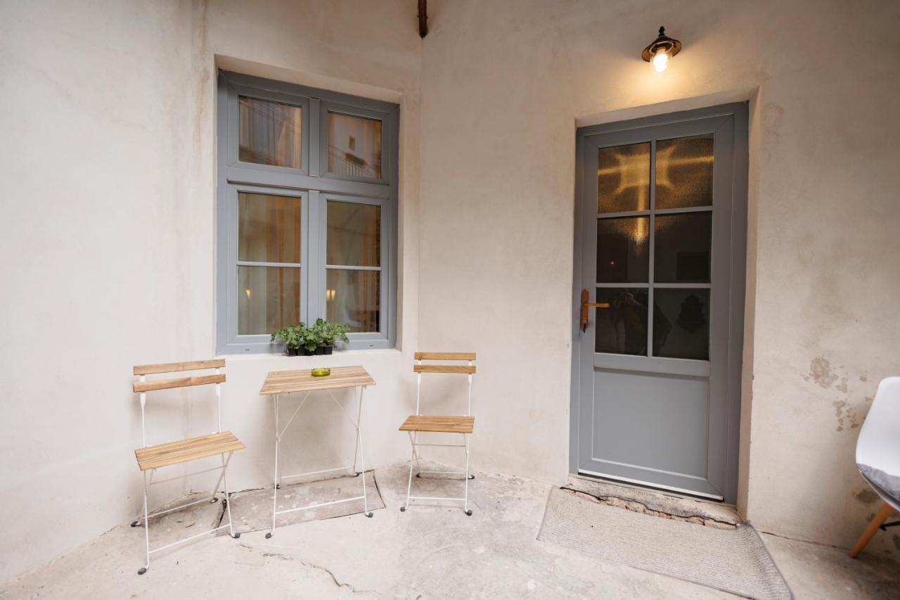 Jolie Flat In The Heart Of The City Timişoara Exterior foto